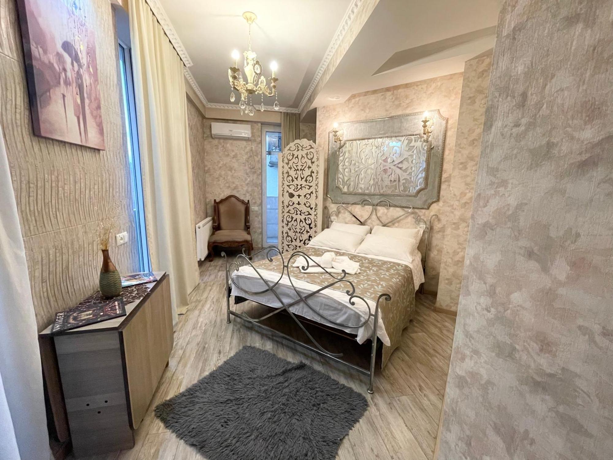 Central Apartment Tbilisi Ngoại thất bức ảnh